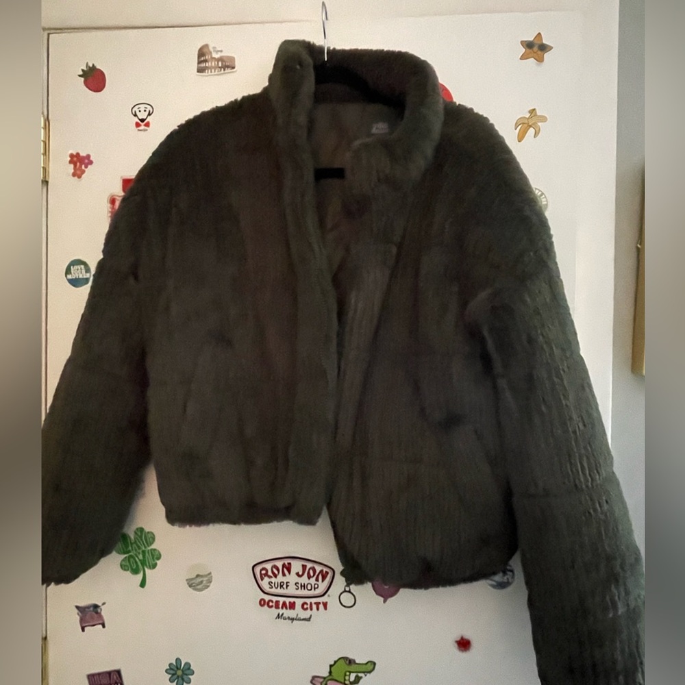Green wild fable jacket so thick and soft